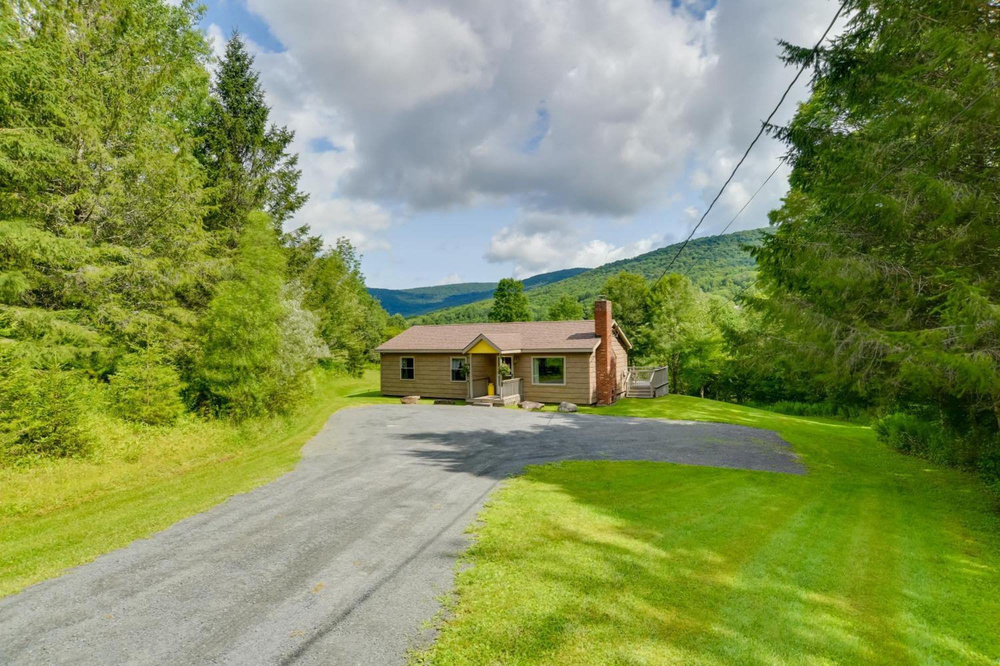 Quiet Catskills Getaway With Deck And Mtn Views New Kingston Exterior foto